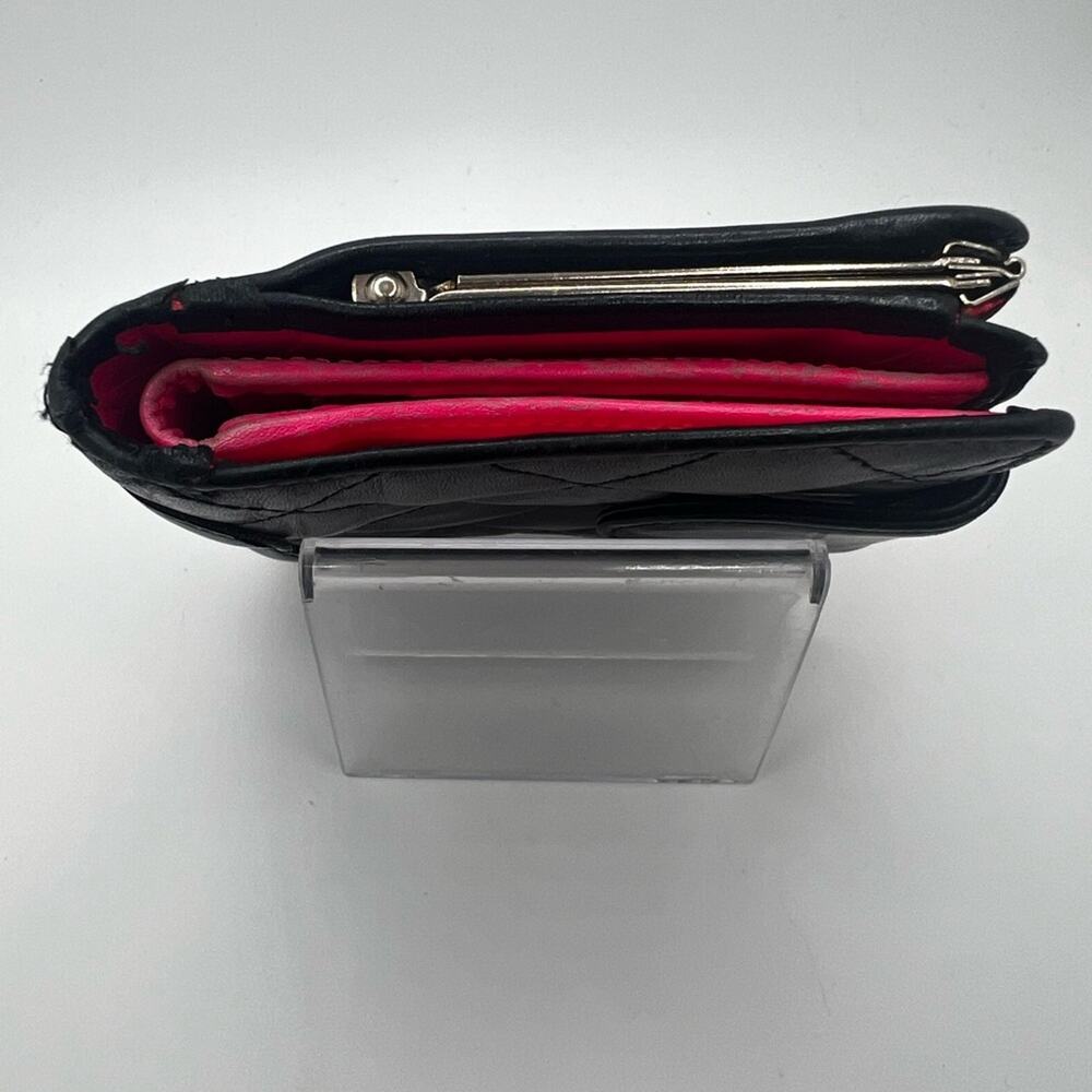 GUC Chanel Cambon Bifold Wallet - Picture 4 of 9